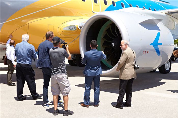 Узнайте о турбовентиляторном двигателе с редуктором P&W, установленном на Embraer E2-190. Изображение предоставлено: Embraer